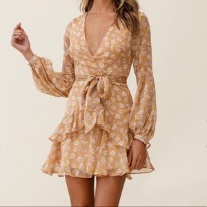 NEW Selfie Leslie Dress Ruffle Floral Dress